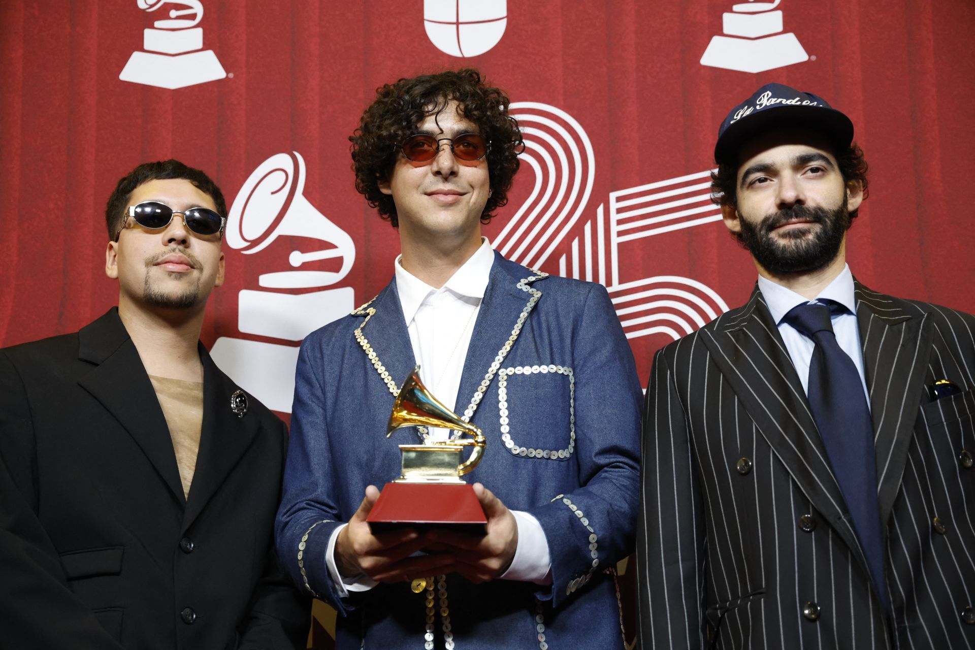 Música y mucho estilo: las mejores imágenes de los Grammy Latinos 2024