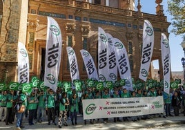 Funcionarios convcados por CSIF salieron a la calle la pasada semana para pedir mejoras y en defensa de Muface.