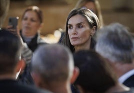 La Reina Letizia ha visitado las zonas afectadas por la DANA del pasado 29 de octubre.