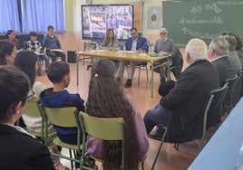 Soledad García, Adrián Barbón y Pedro de Silva.