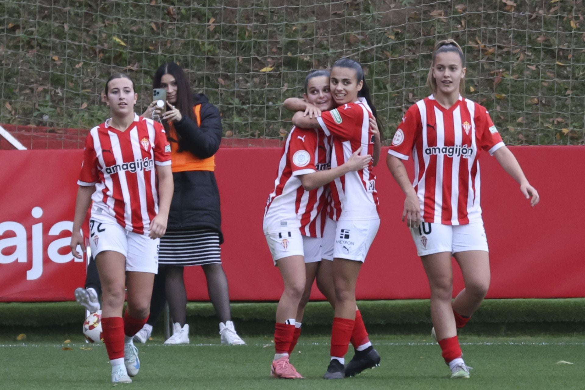 Las mejores imágenes del derbi femenino: Sporting de Gijón 2 - 0 Real Oviedo