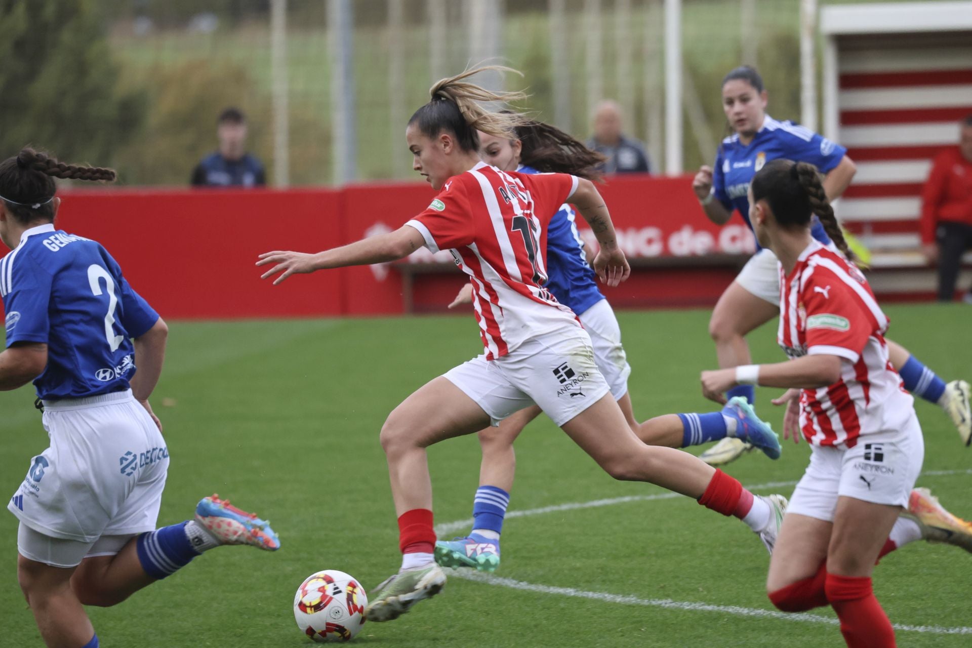 Las mejores imágenes del derbi femenino: Sporting de Gijón 2 - 0 Real Oviedo