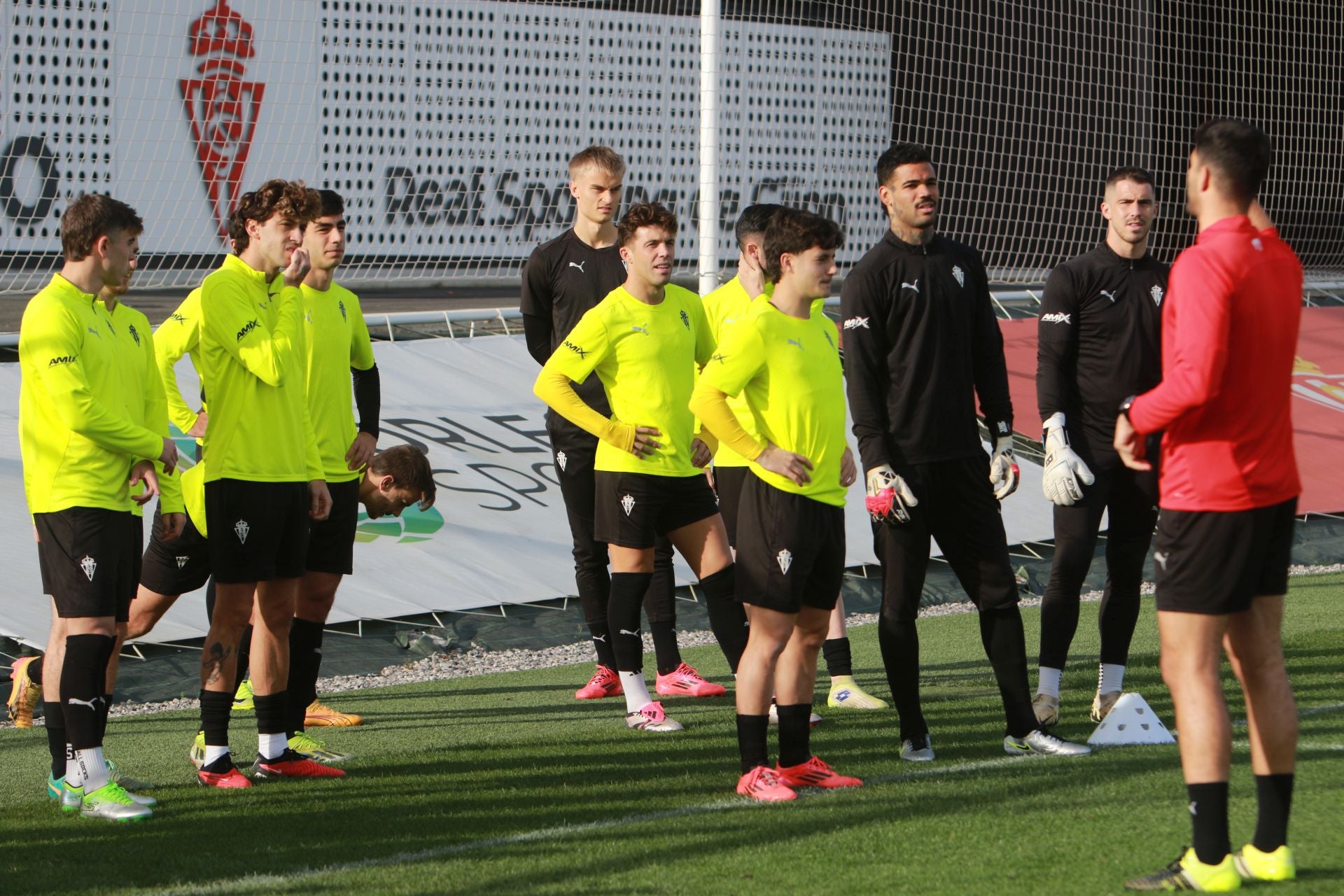 Entrenamiento del Sporting este sábado, 23 de noviembre de 2024