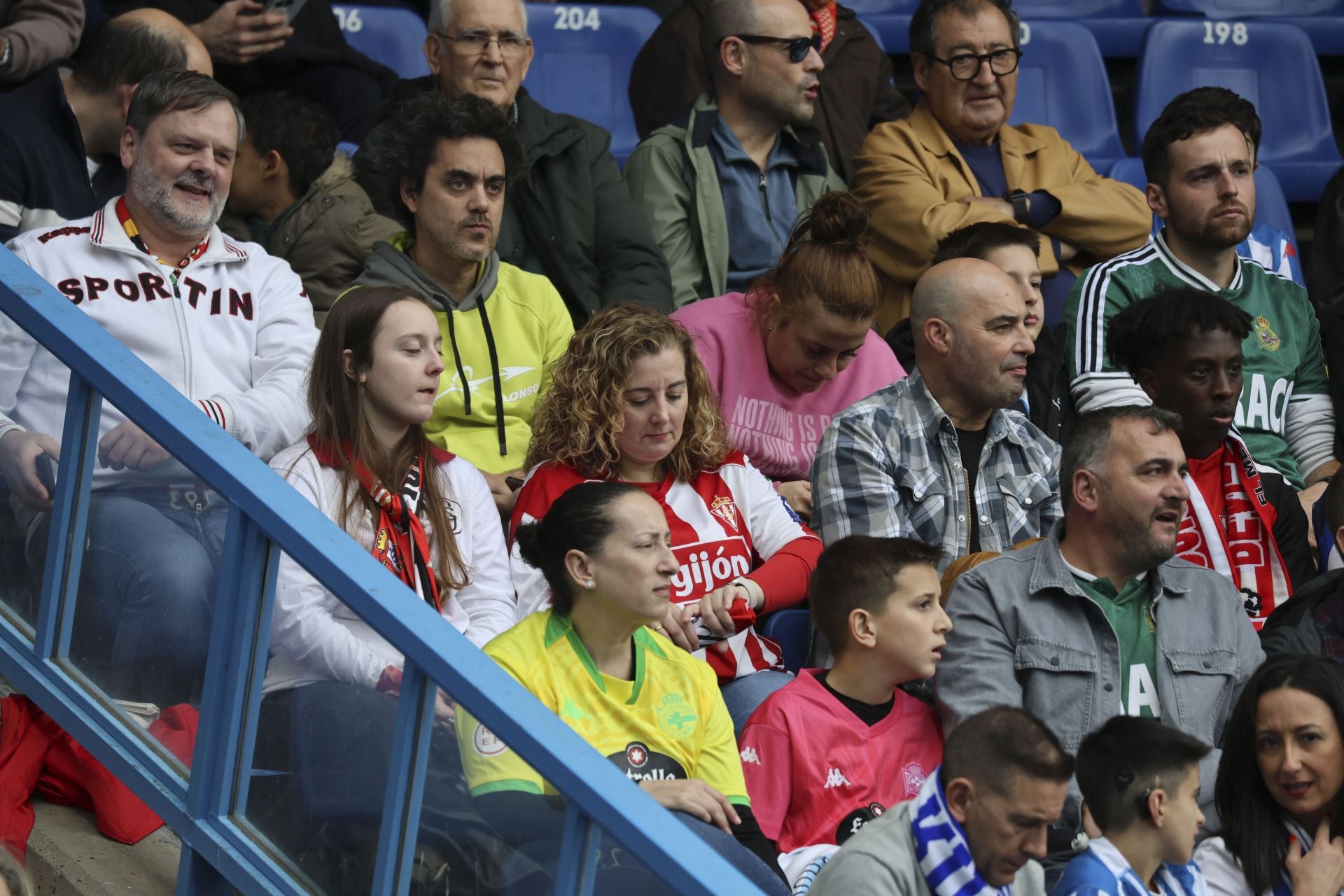 ¿Estuviste en Riazor animando al Sporting? ¡Búscate!