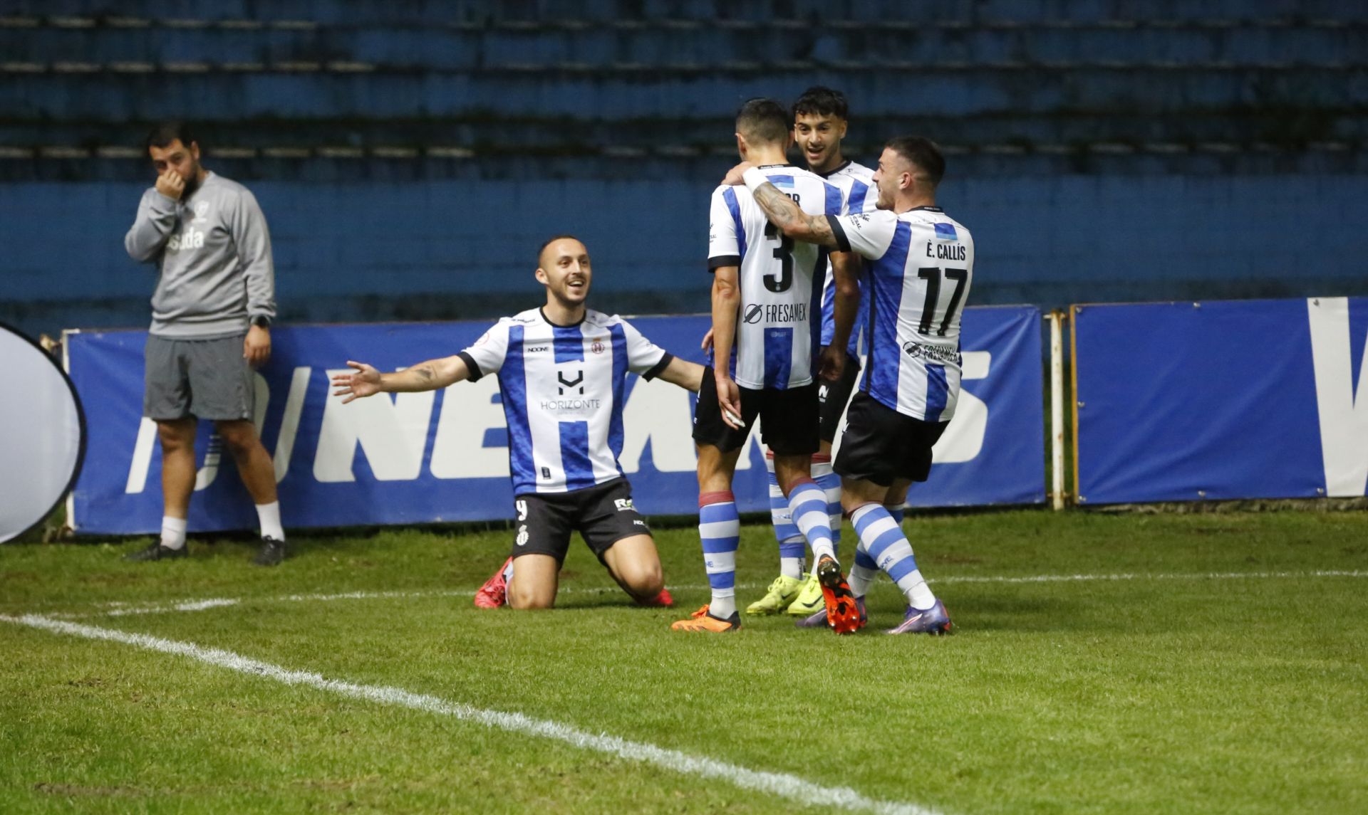 Las mejores imágenes del Real Avilés - Marino de Luanco