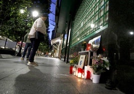 Altar en recuerdo de Eloy Malnero en la calle Corrida.