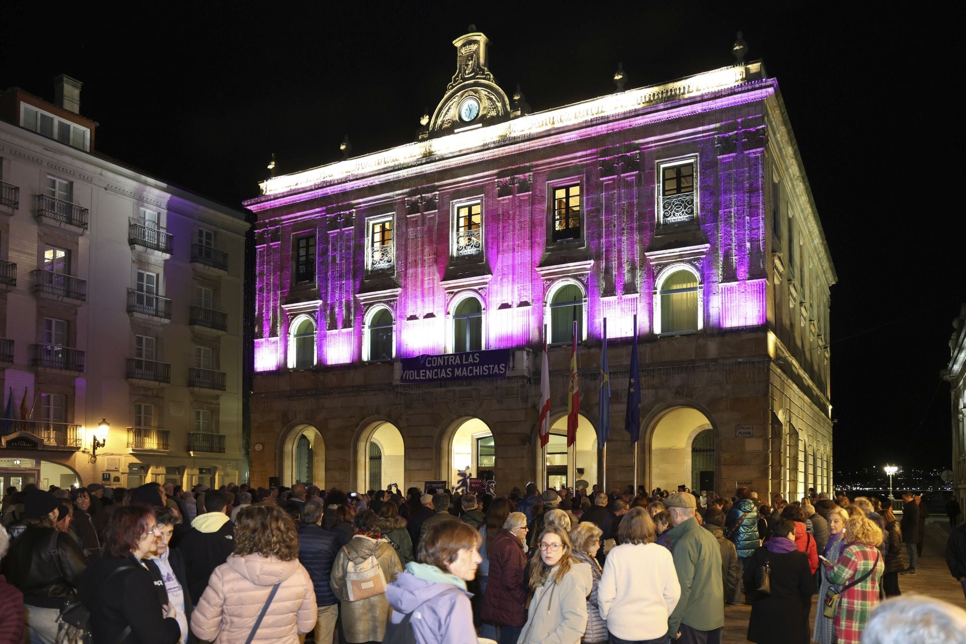 Gijón condena la violencia contra la mujer