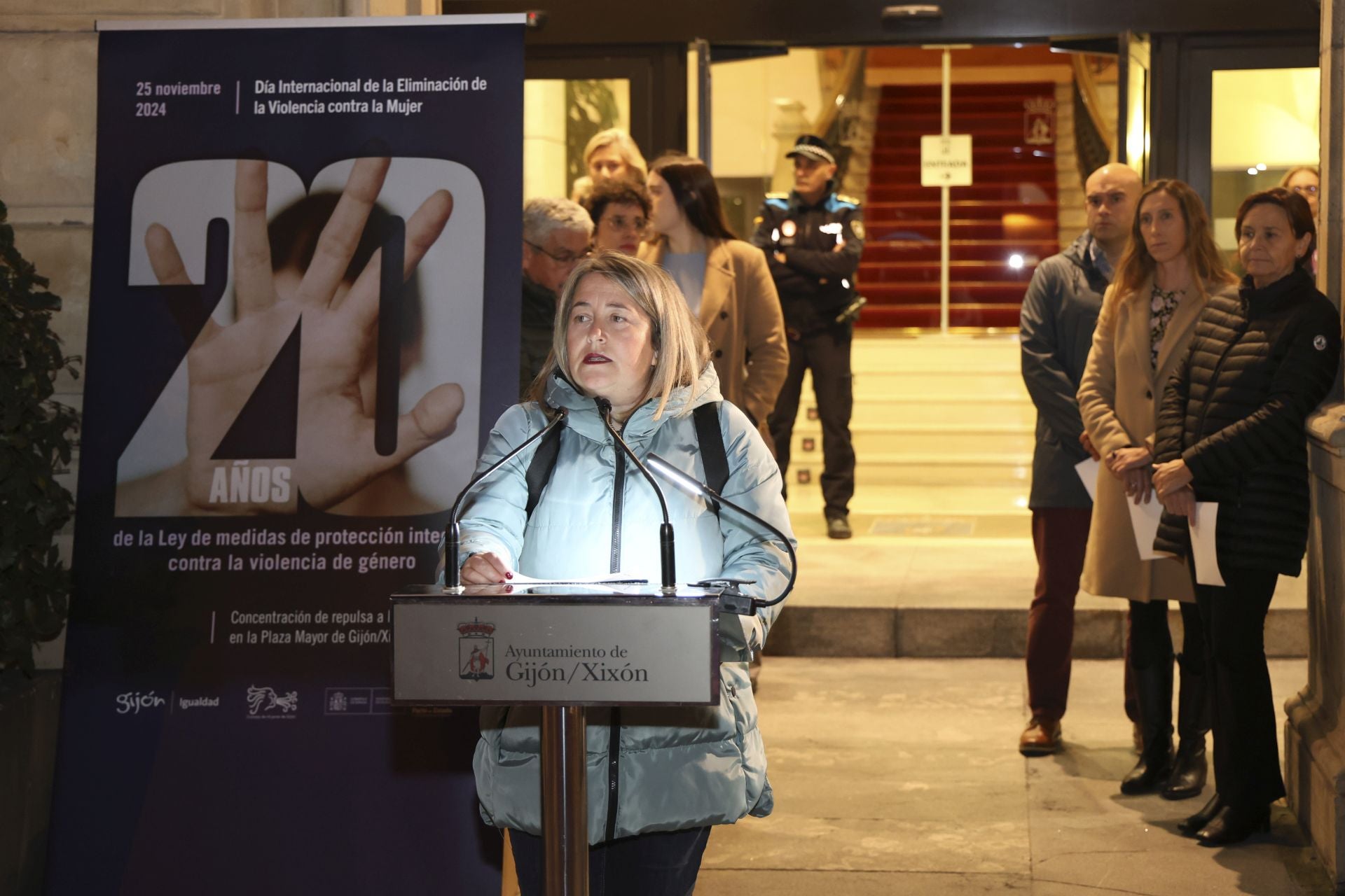 Gijón condena la violencia contra la mujer