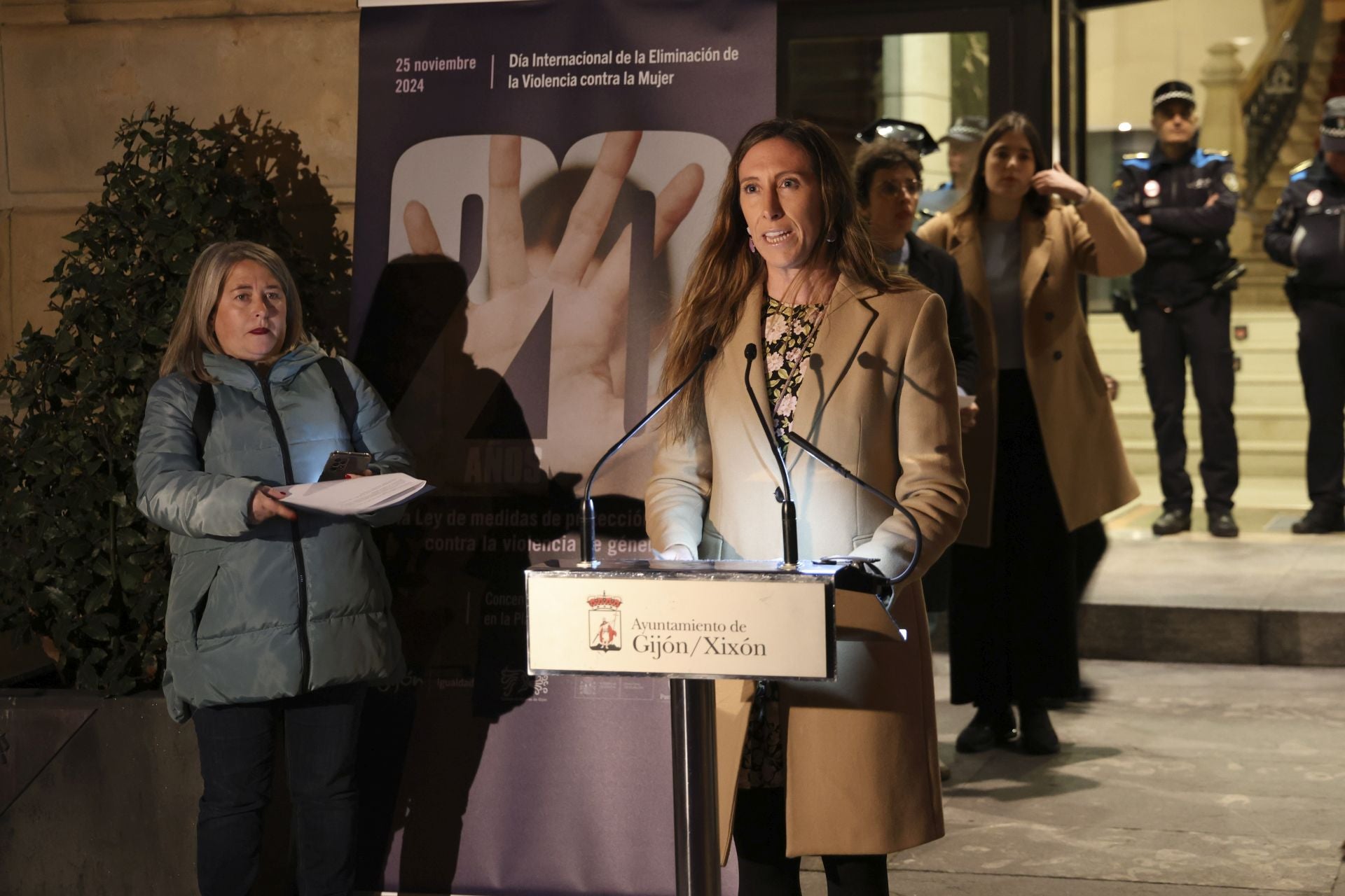 Gijón condena la violencia contra la mujer