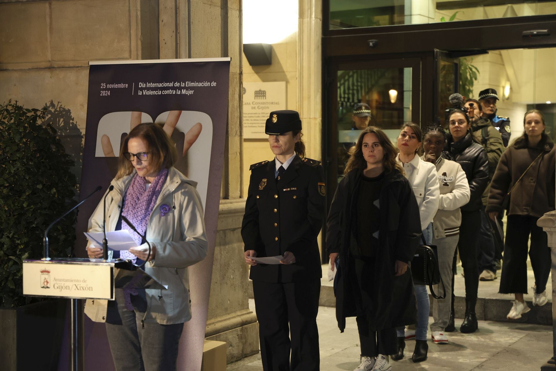 Gijón condena la violencia contra la mujer