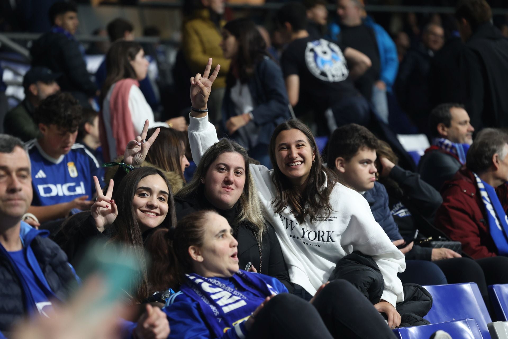 ¿Estuviste en el Real Oviedo - Huesca? ¡Búscate!