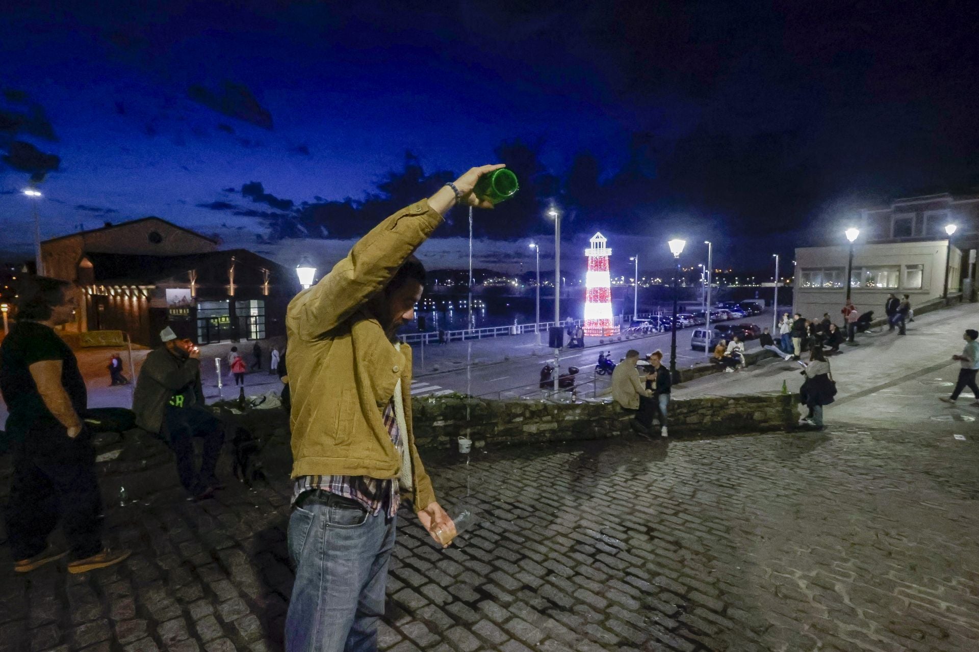 Gijón recibe la Navidad más luminosa