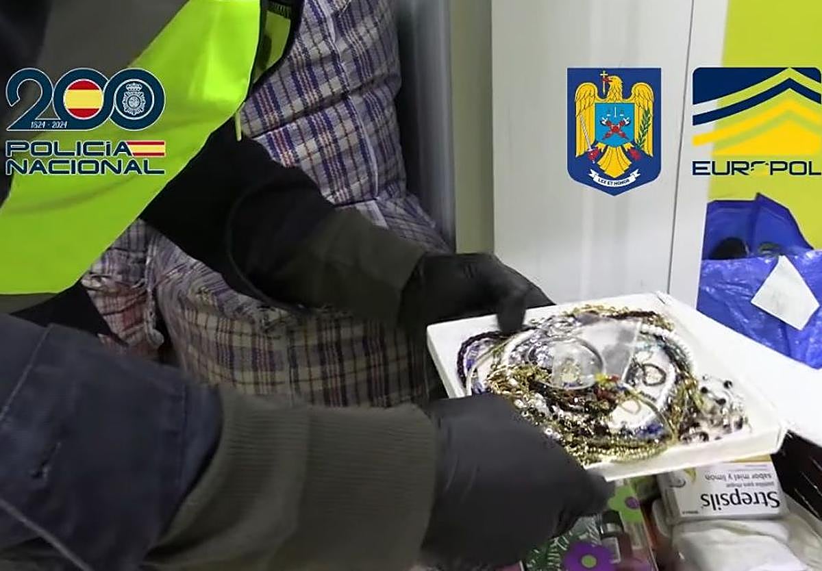 La banda del hurto amoroso que actuaba en Gijón: te abrazan y te despluman