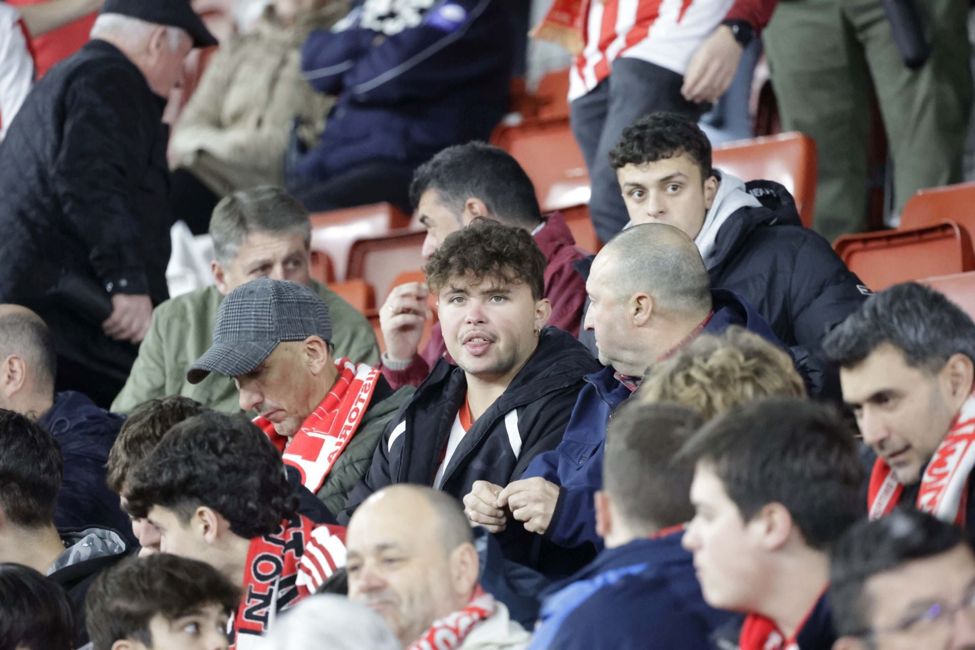 ¿Estuviste en el Sporting de Gijón - Córdoba? ¡Búscate!