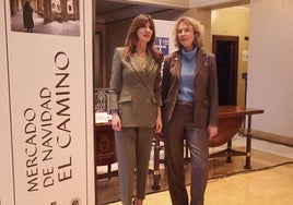 Leticia González y Alejandra Salinas, durante la presentación en el Salón de Té del Campoamor.