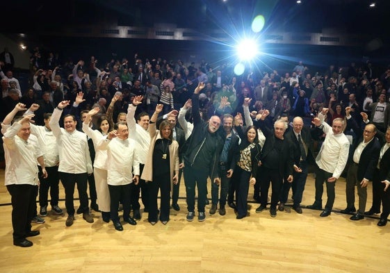 Los cocineros más influyentes de la historia celebran que la Cultura Sidrera Asturiana es Patrimonio Cultural Inmaterial de la Unesco.