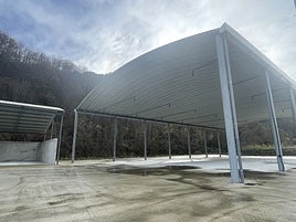 Zona de la futura planta de compostaje langreana, en el polígono de La Moral.