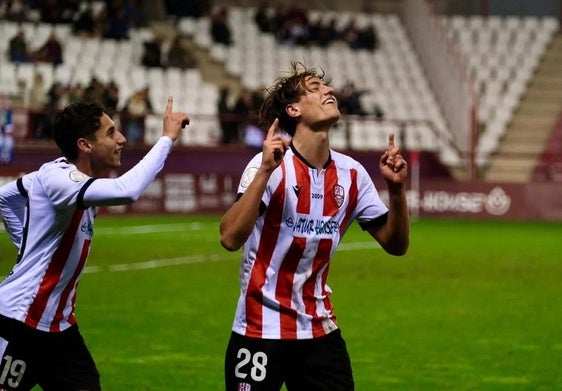 Pol Arnau, este miércoles, en el partido de Copa del Rey del UD Logroñés ante el Eibar.