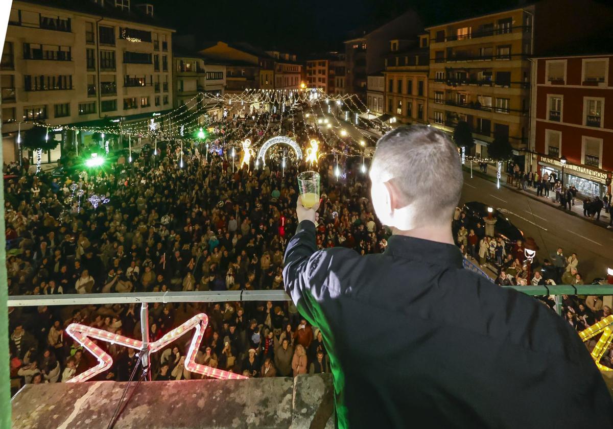 Una brillante Navidad en Villaviciosa con sidra