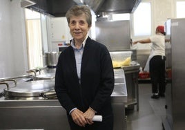 Sor Carmen Lorenzo en la Cocina Económica.