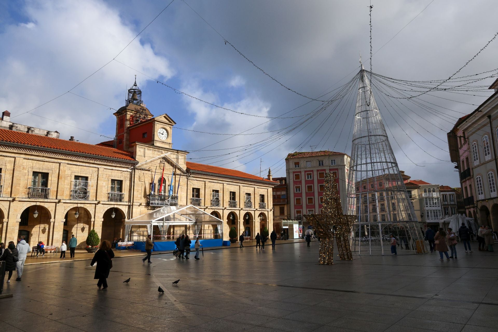 Vientos de invierno en Asturias: vendaval en la antesala a las nevadas