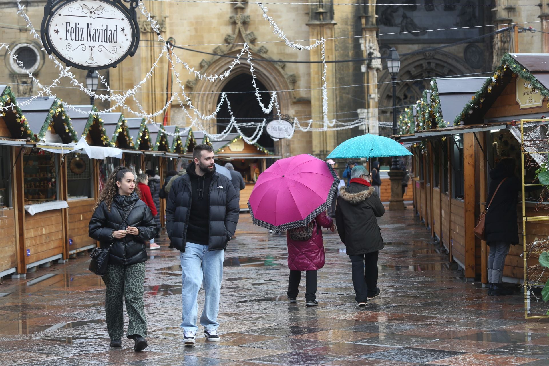 Nieve, lluvia y mucho frío en lo peor del temporal en Asturias