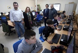 Alumnos de Primaria del colegio de La Corredoria, en Oviedo, en 'La Hora del Código'.