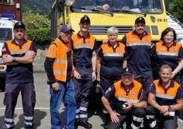 Voluntarios de Protección Civil de Nava.