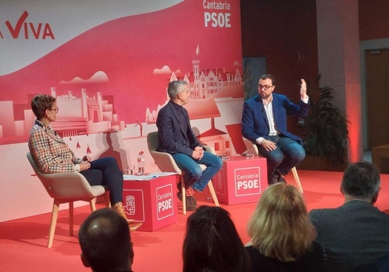 María Chivite, Pablo Zuloaga y Adrián Barbón, en el acto organizado ayer por el PSOE de Cantabria previo a la conferencia de presidentes.