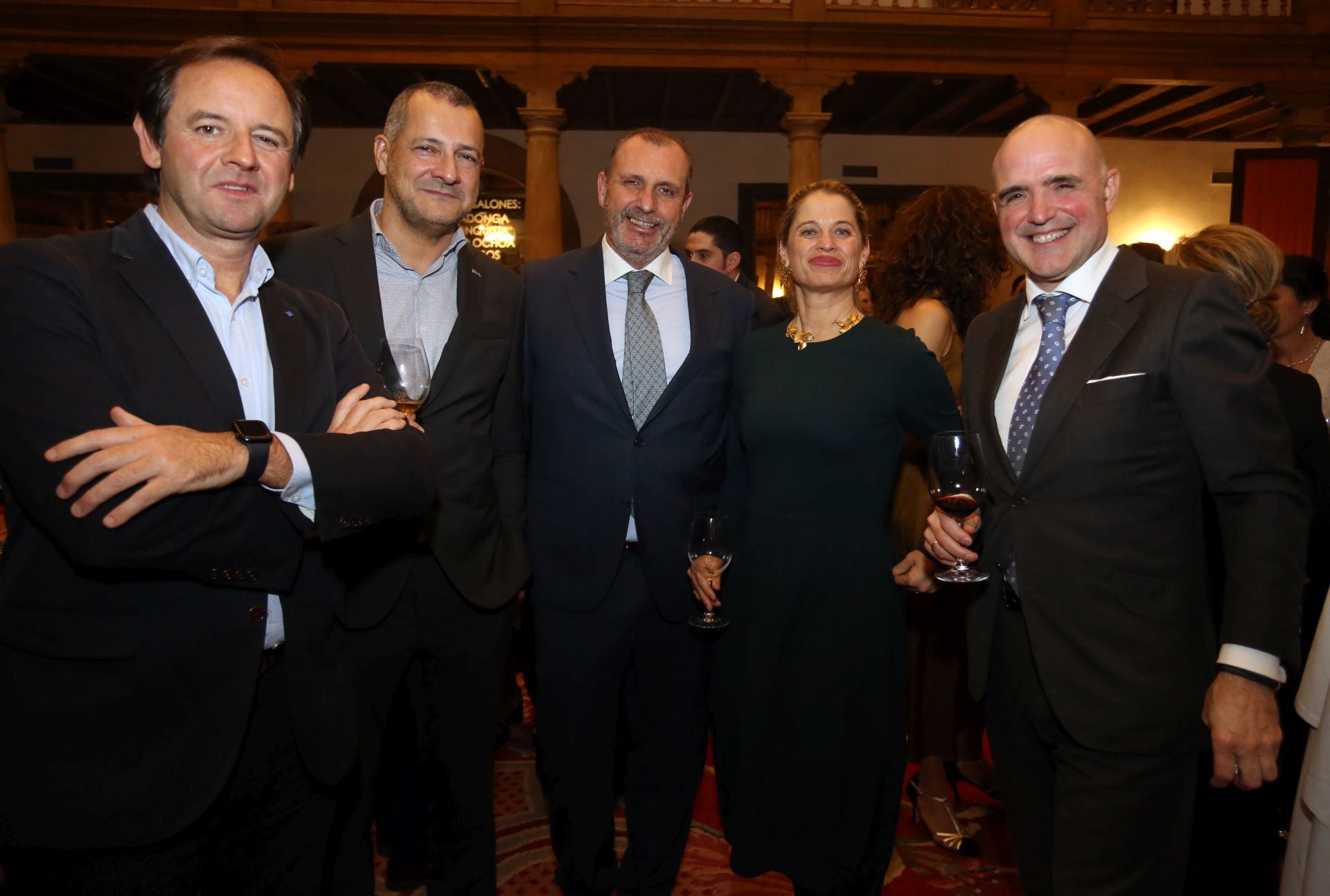 La cena solidaria &#039;Desde Asturias para Valencia&#039;, en imágenes
