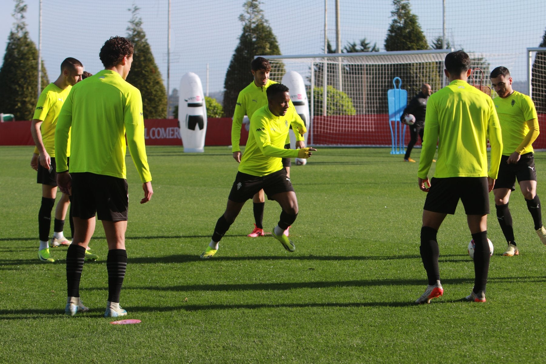 Juan Otero, durante un entrenamiento en Mareo.