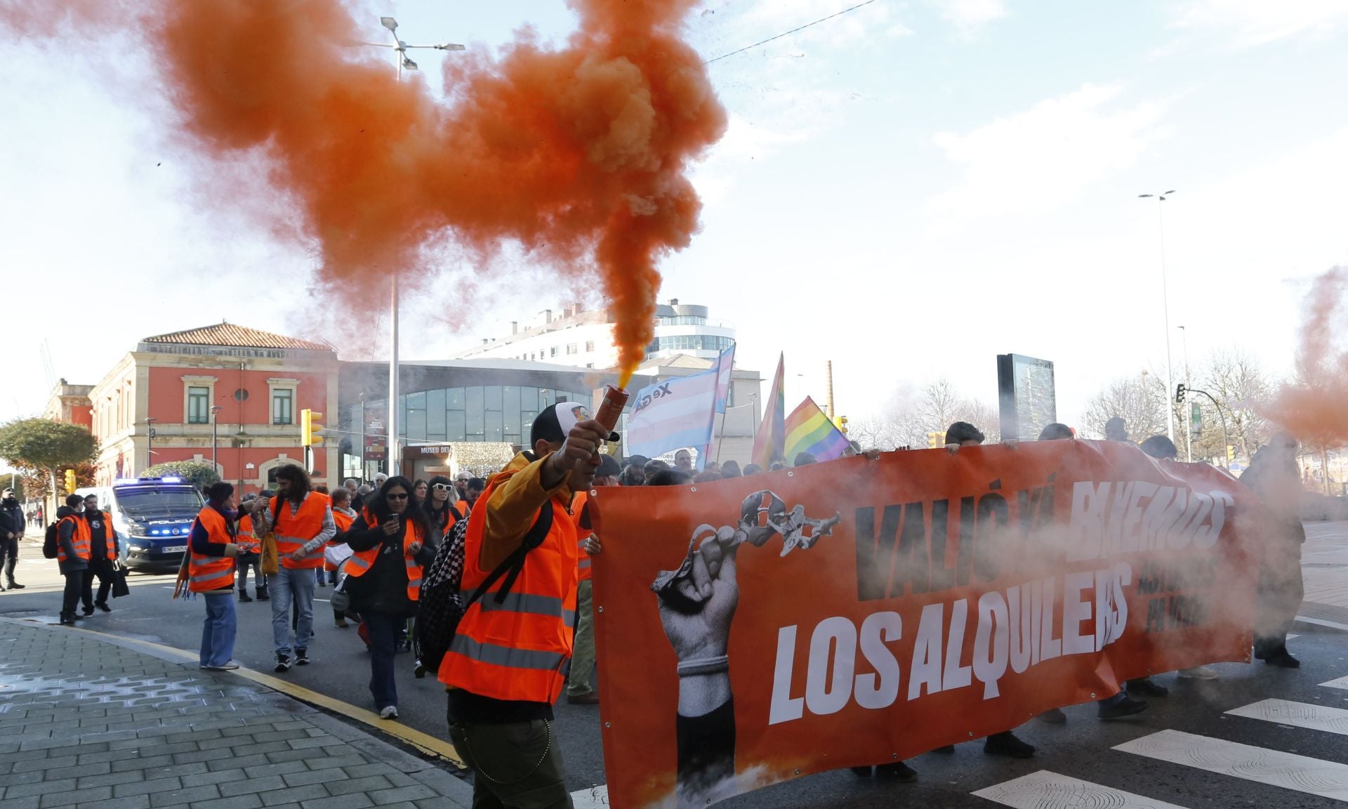 Gijón sale a la calle para reclamar el «derecho a techo»