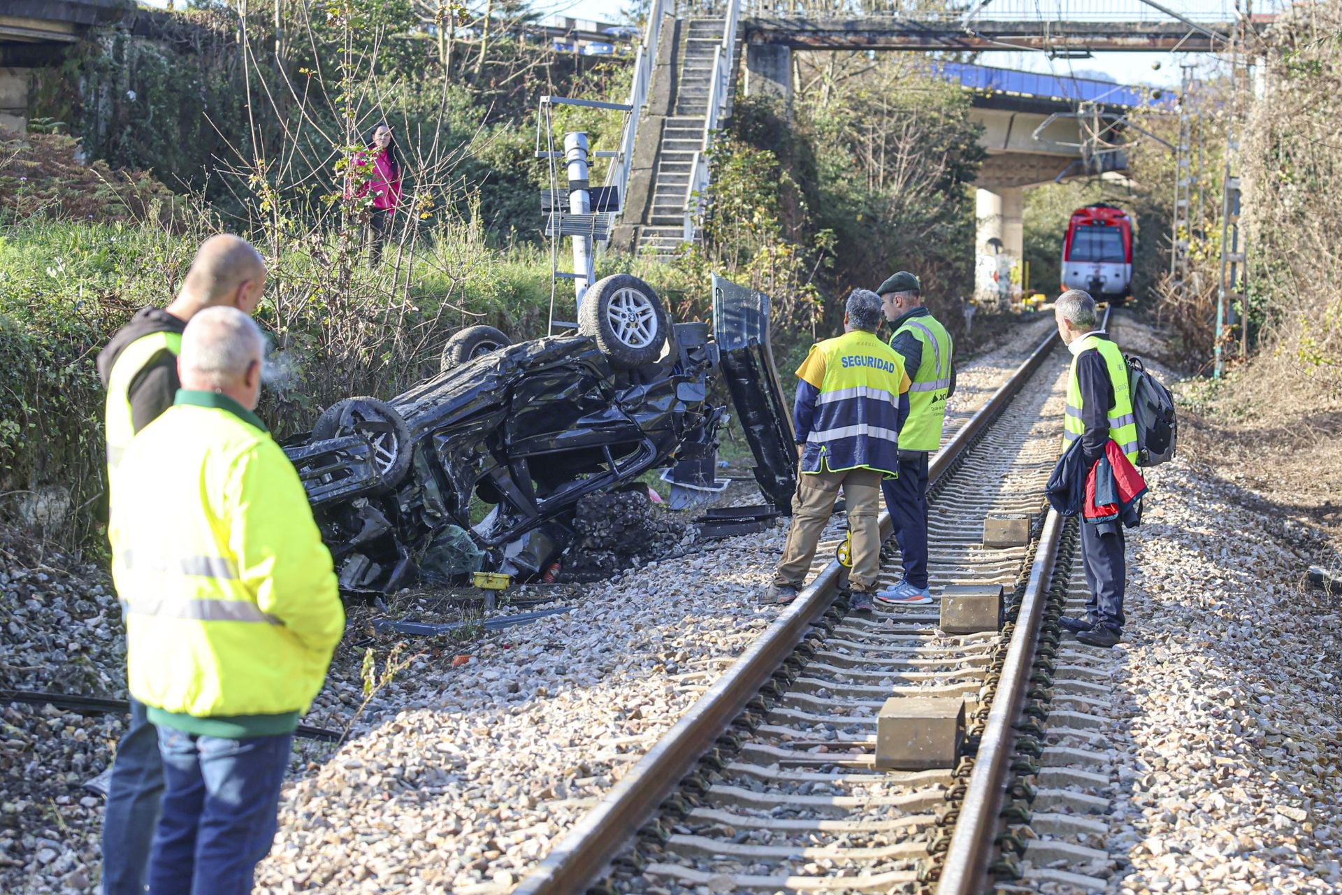 Trágico accidente en Langreo: muere un conductor arrollado por un tren