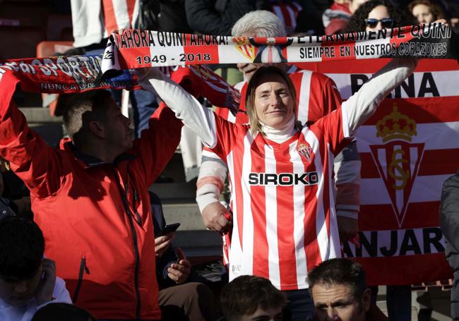 ¿Estuviste en el Sporting de Gijón - Racing de Ferrol? ¡Búscate en las fotos!