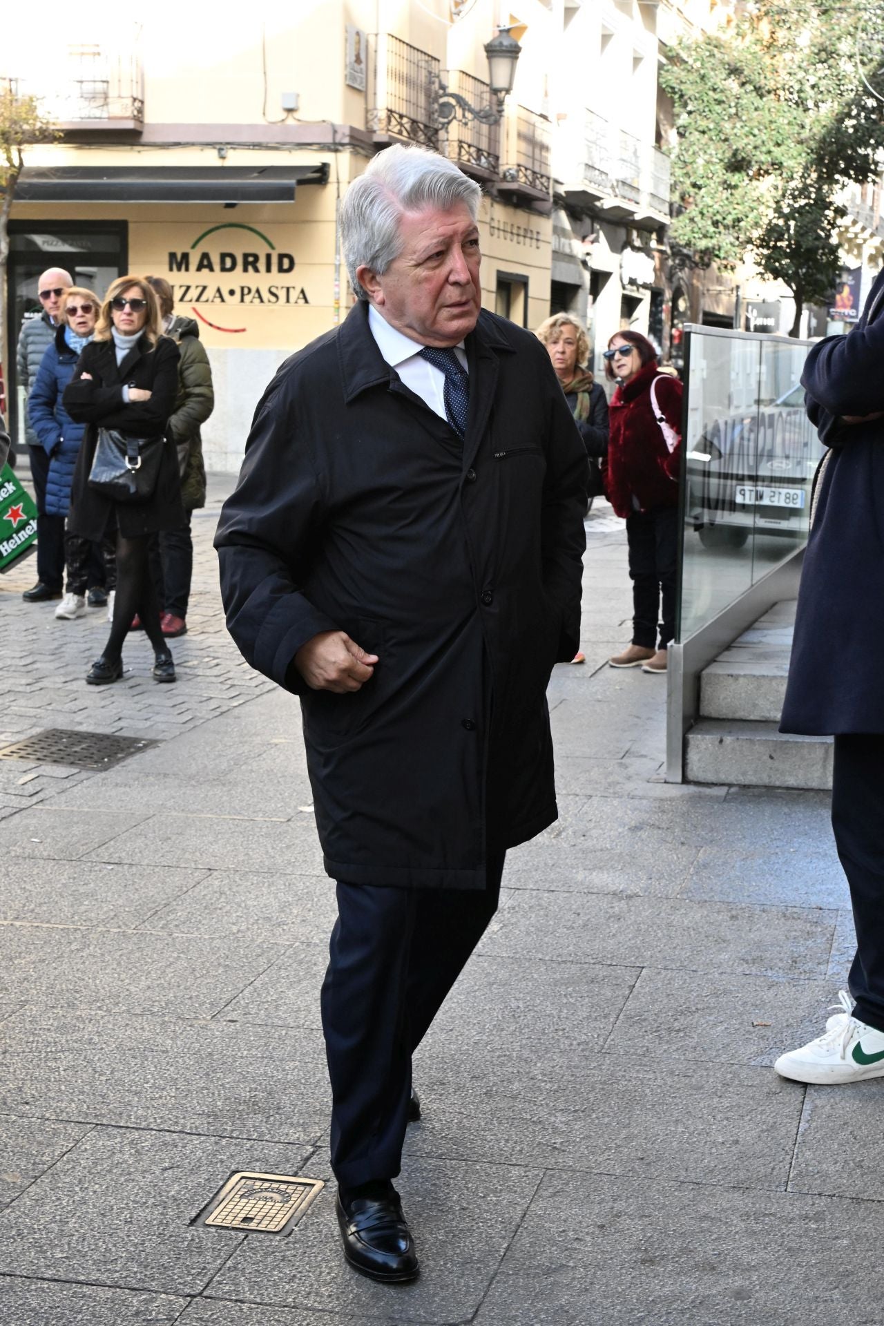 Multitudinario adiós a Marisa Paredes: familiares, amigos y compañeros despiden a la actriz