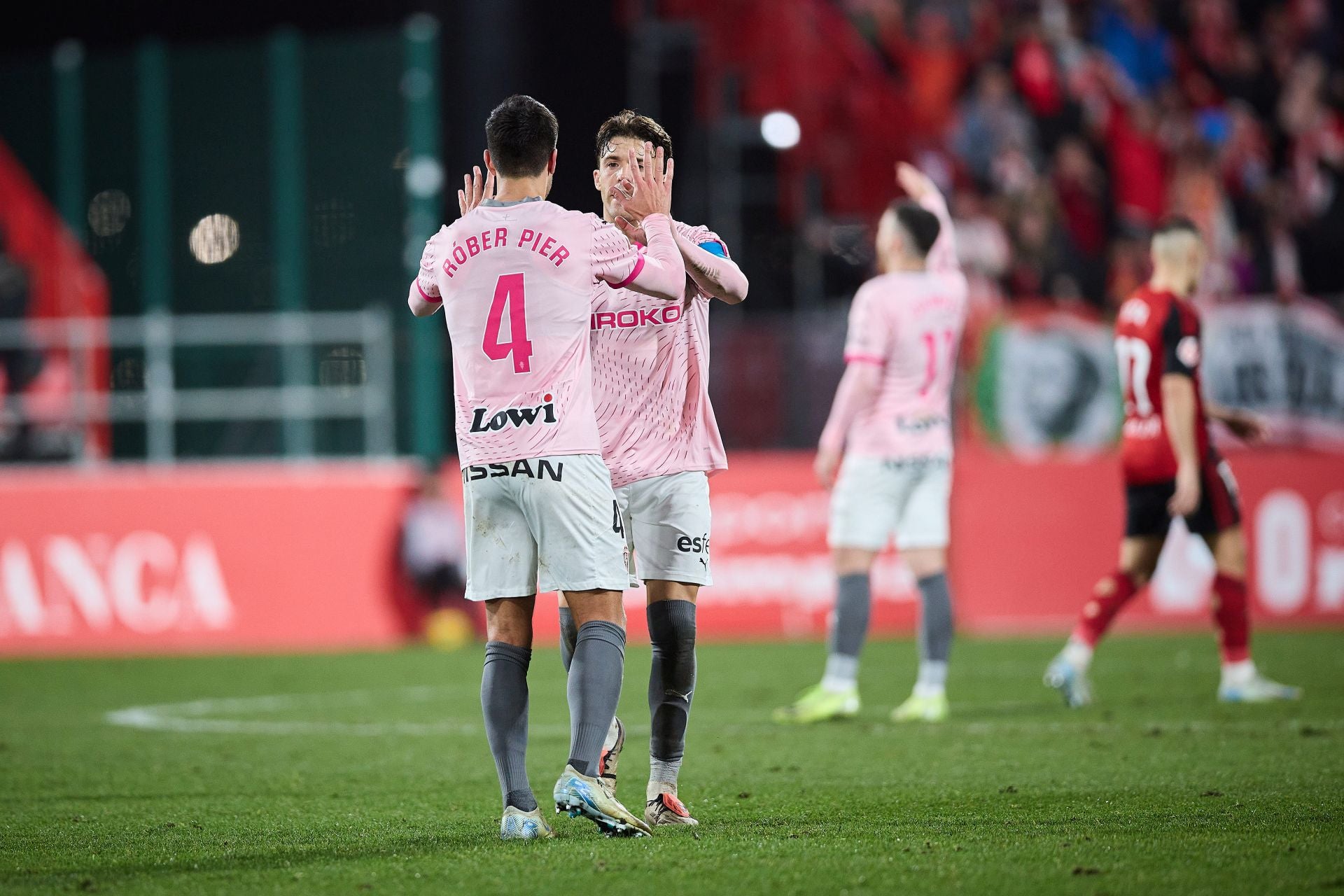 Las mejores imágenes del Mirandés 1 - 1 Sporting de Gijón