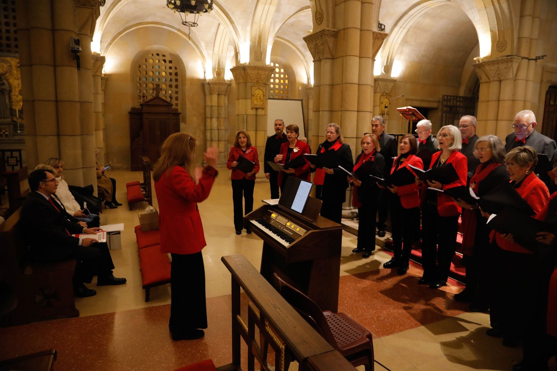 El pregón del acto de Navidad de la Asociación Belenista de Gijón en imágenes