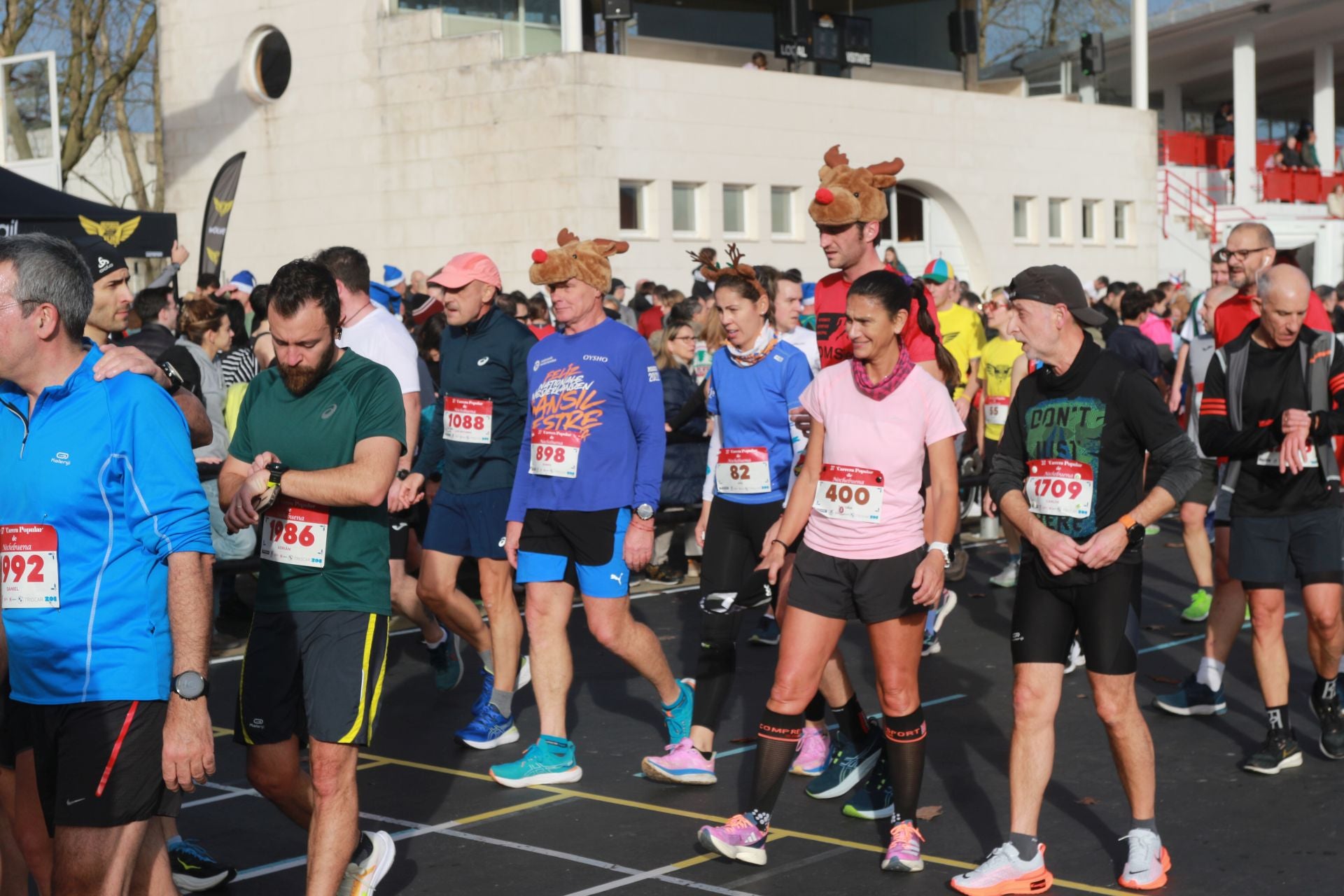 Una carrera mañanera para empezar la Nochebuena en Gijón