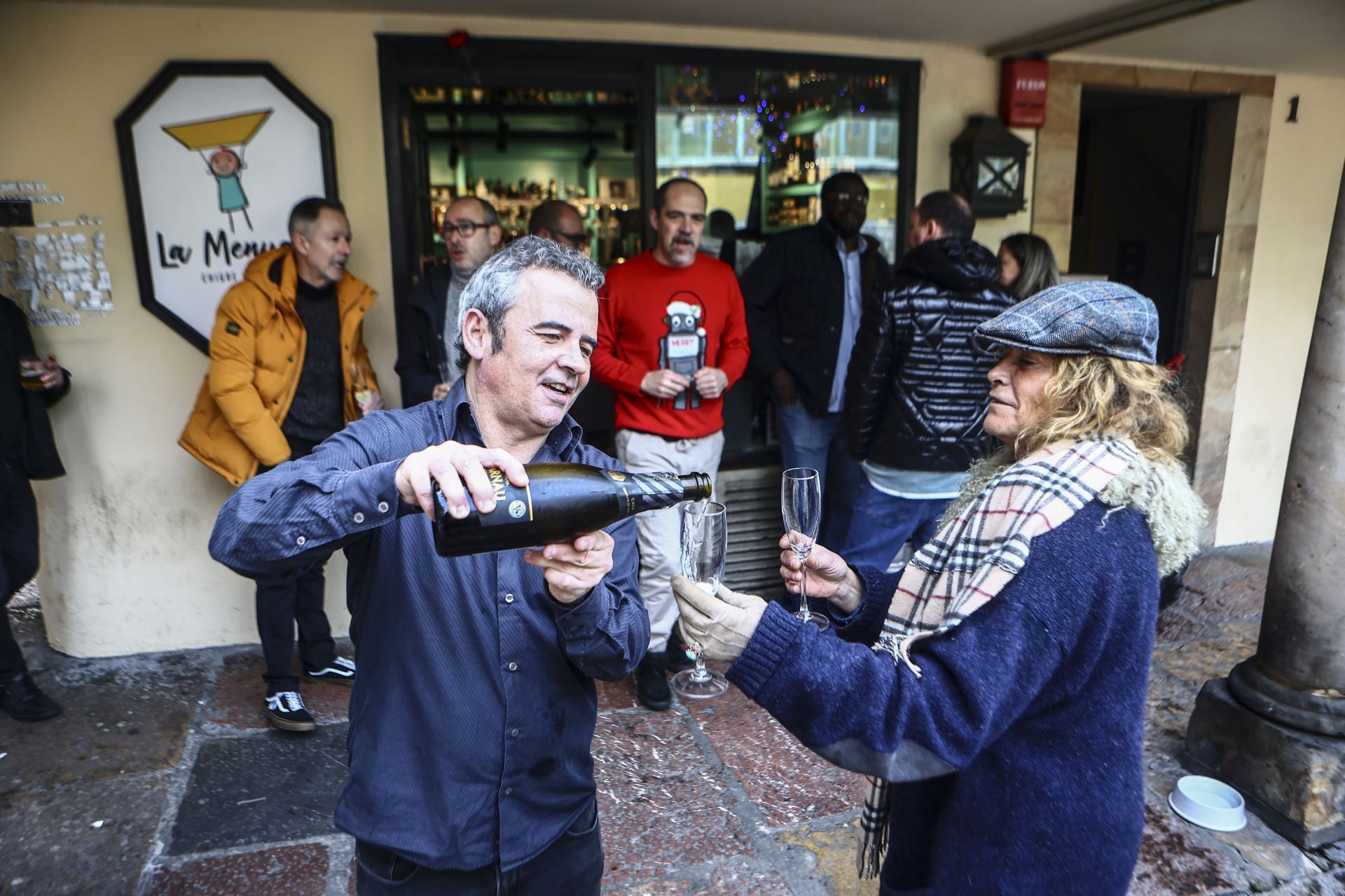 De vermuteo en Nochebuena: Asturias brinda en las terrazas