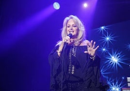 Bonnie Tyler en concierto, en el año 2021.