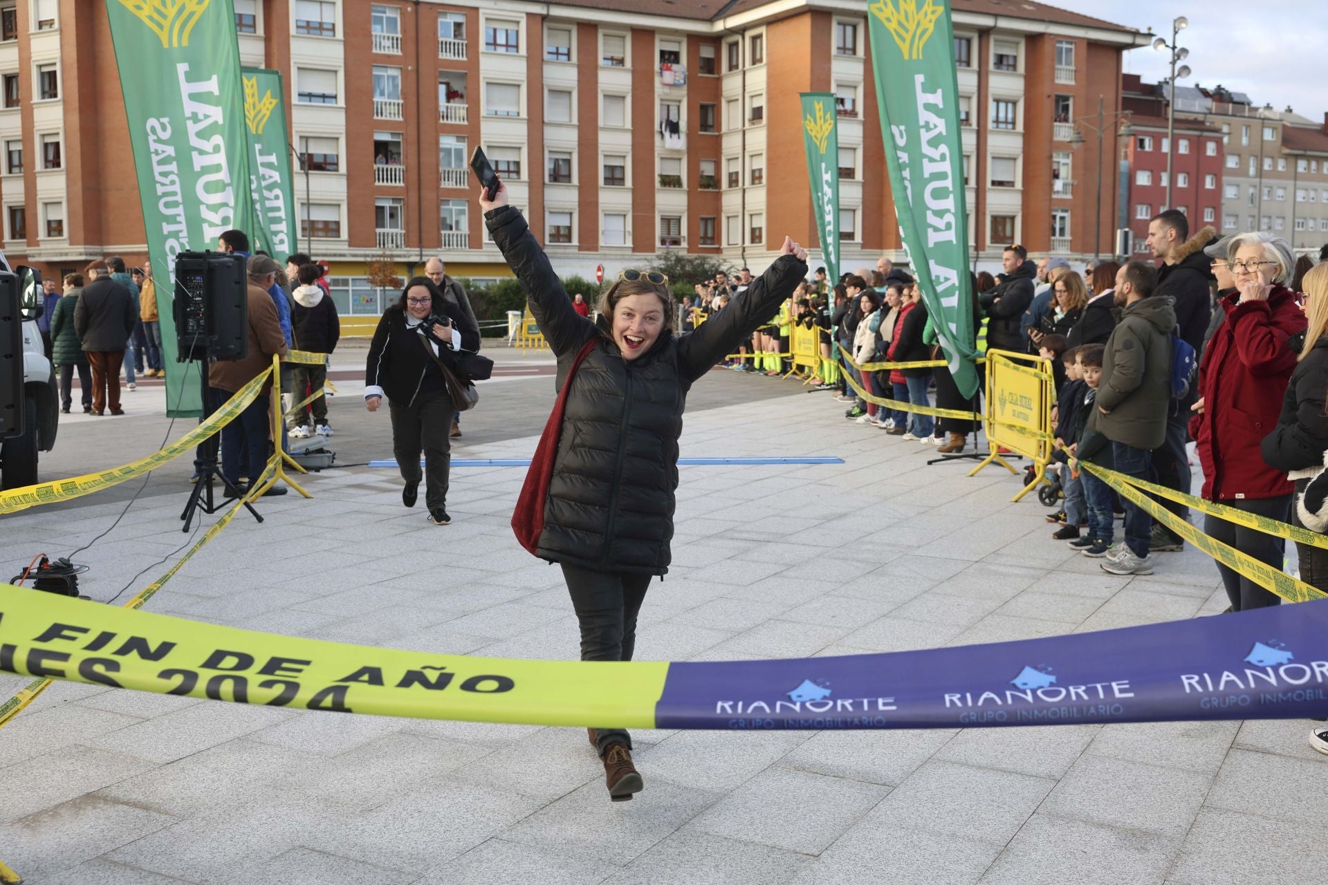 Las mejores fotos de la Carrera Fin de Año de Lugones