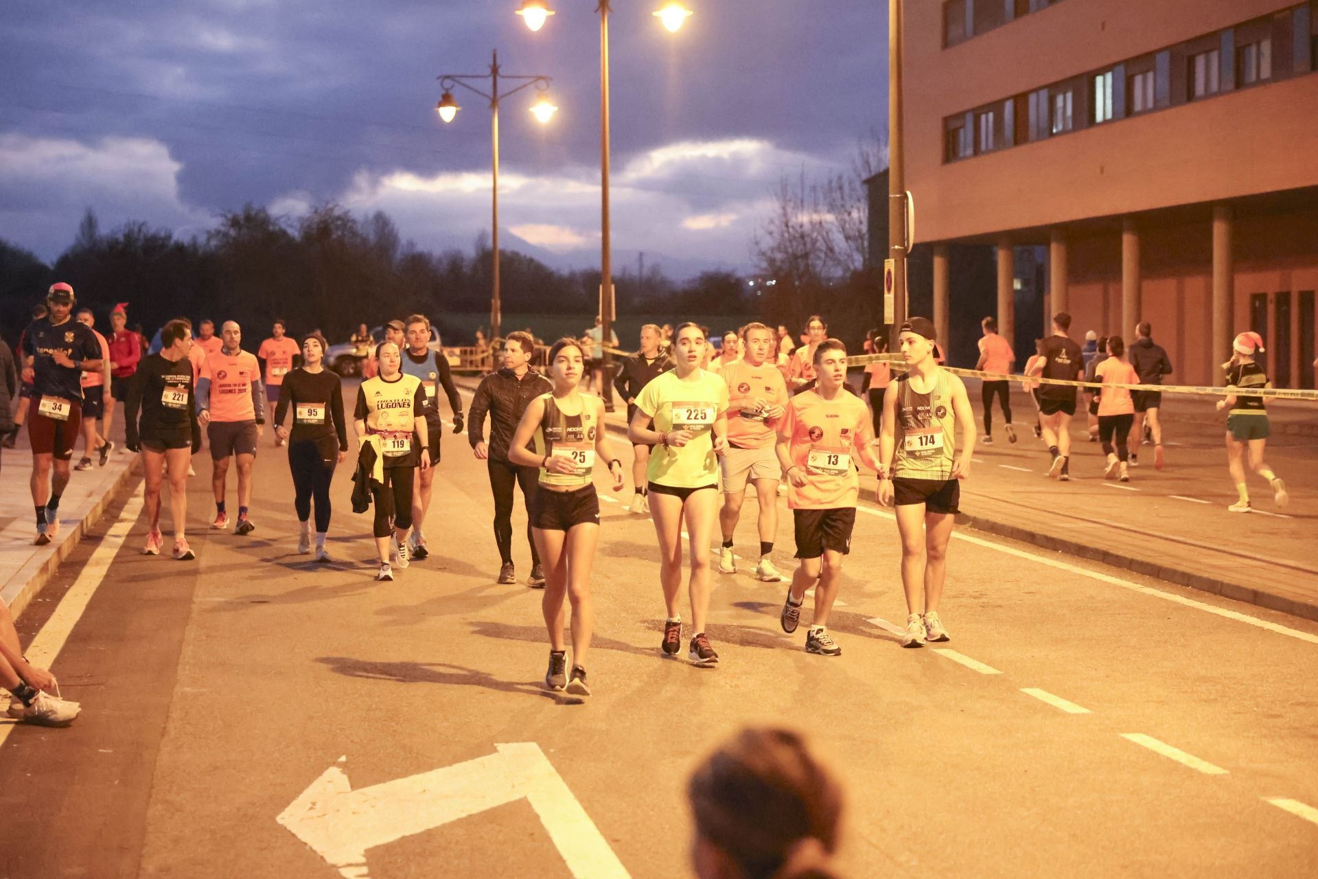 Las mejores fotos de la Carrera Fin de Año de Lugones