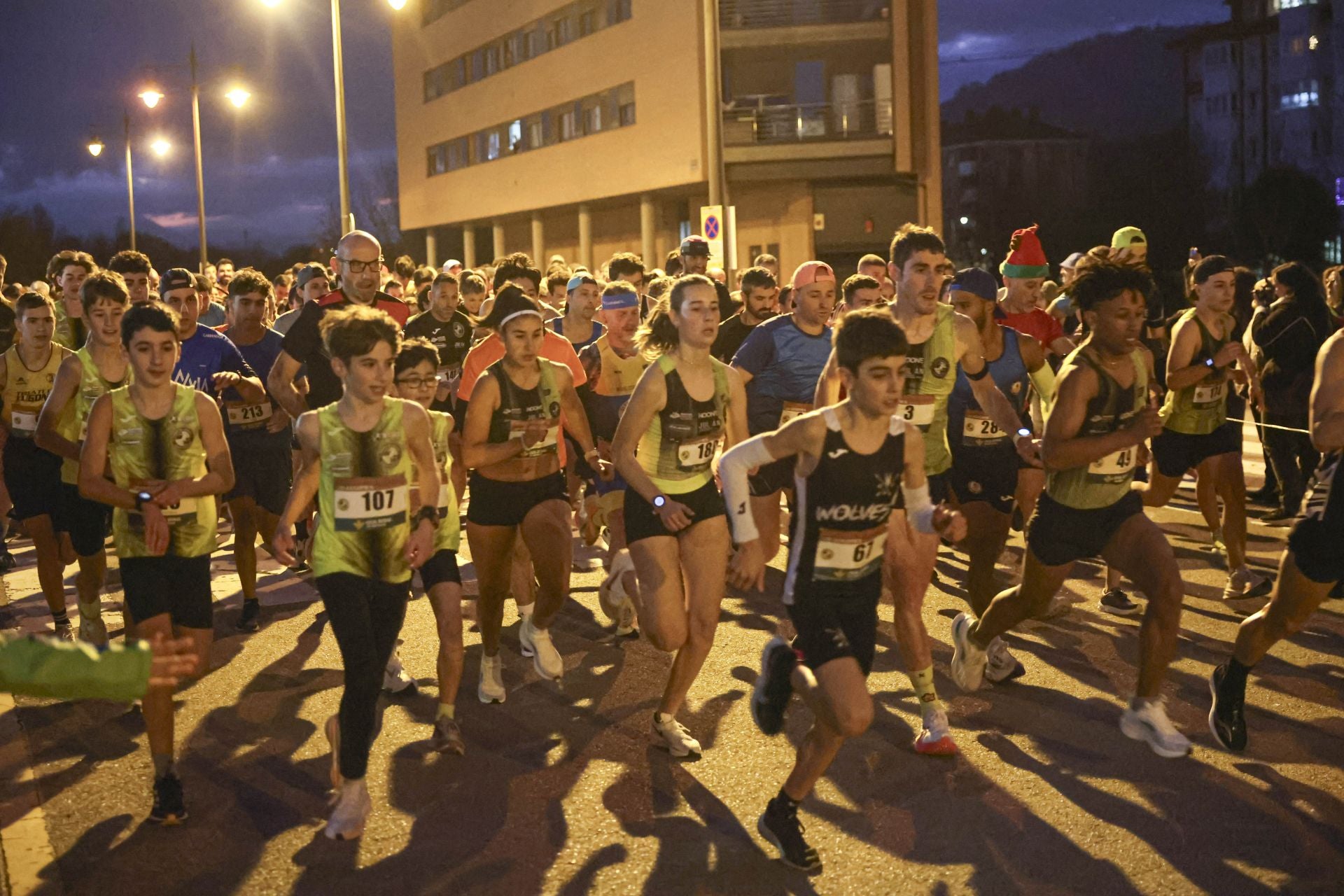 Las mejores fotos de la Carrera Fin de Año de Lugones