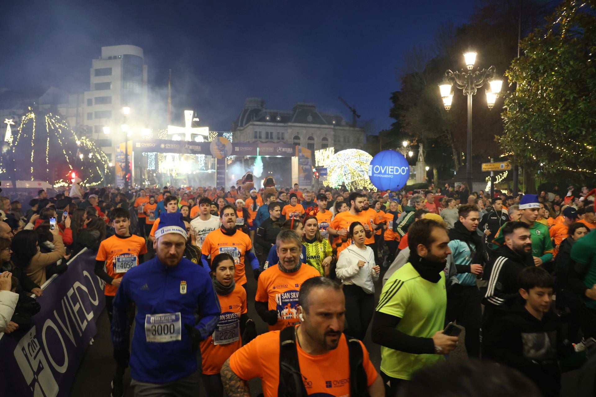 Oviedo despide el año a golpe de zapatilla por San Silvestre