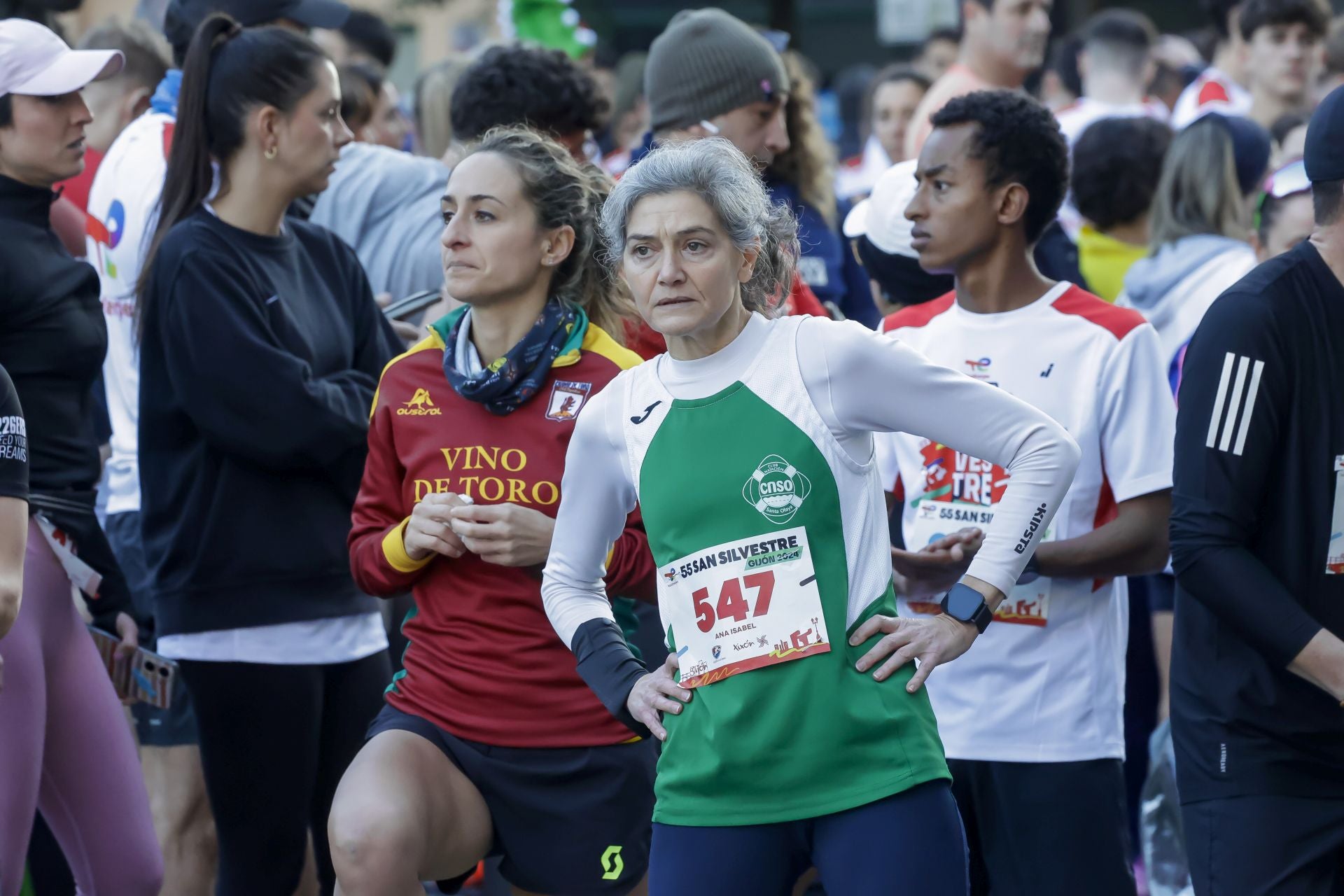 La San Silvestre vuela por las calles de Gijón