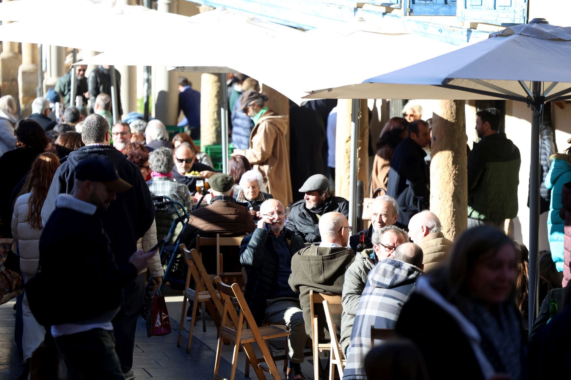 Asturias, de terraceo para brindar por el nuevo año