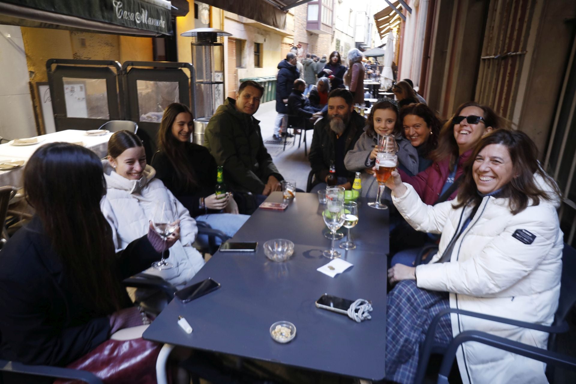 Asturias, de terraceo para brindar por el nuevo año