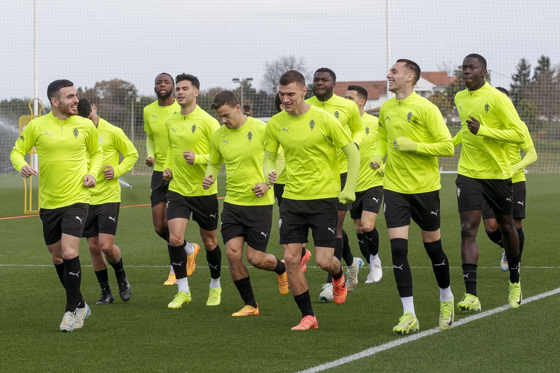 Entrenamiento del Sporting (02/01/2025)