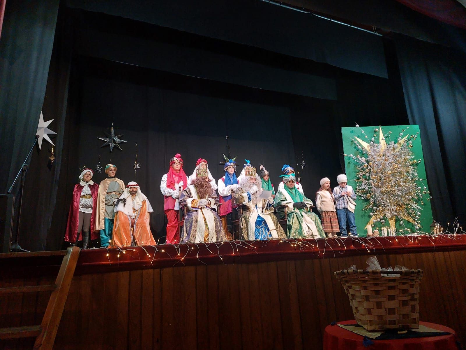 Cabalgatas de oriente a occidente: las imágenes de los Reyes Magos a su paso por Asturias