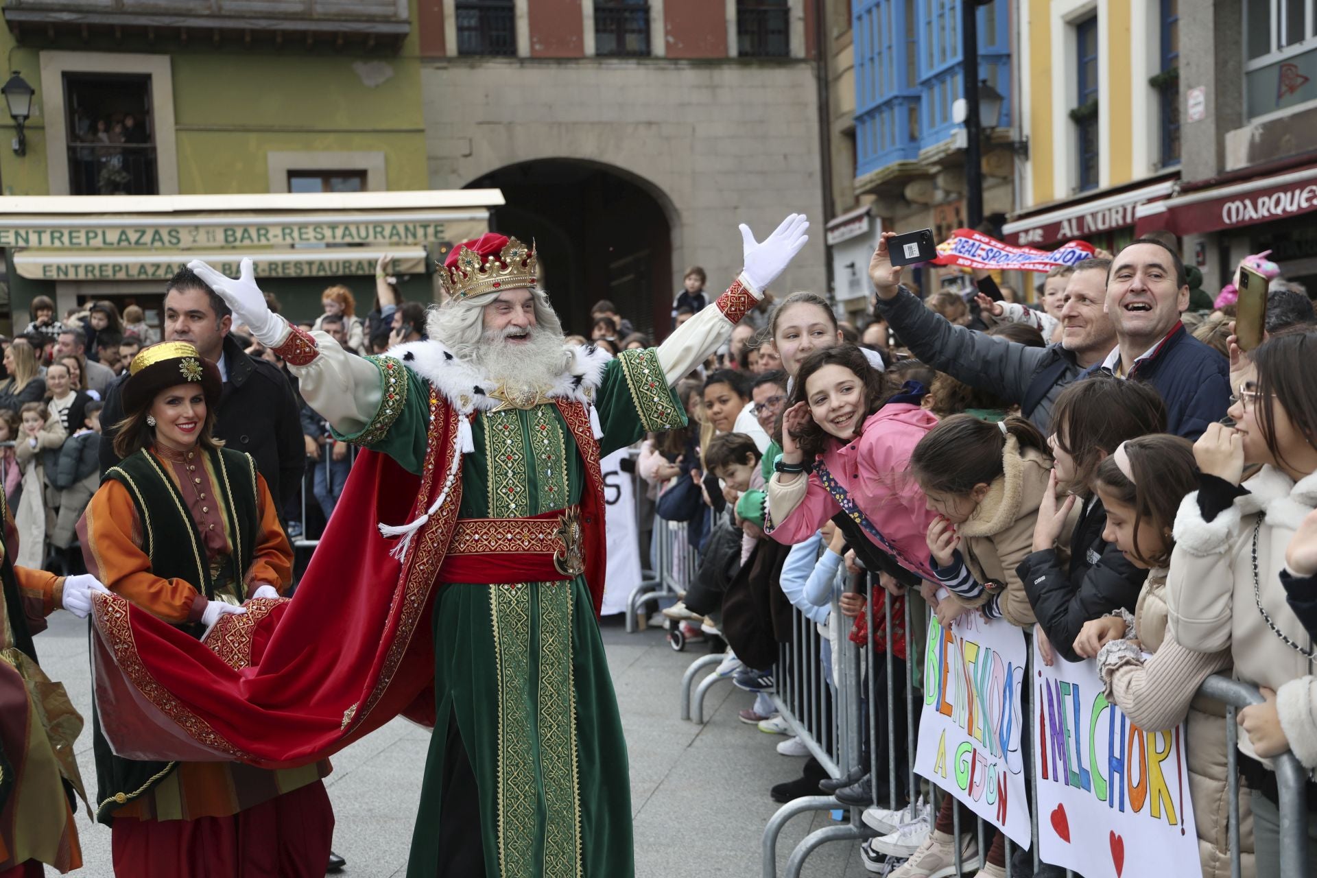 Las imágenes de la llegada de los Reyes Magos a Gijón